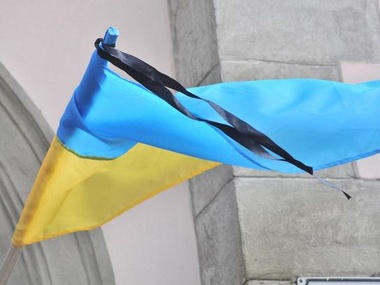 В 12.00 15 января Порошенко распорядился почтить жертв теракта под Волновахой минутой молчания
