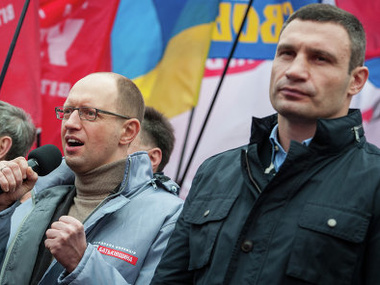 Кличко позвал всех на Майдан, "Батьківщина" пообещала помогать