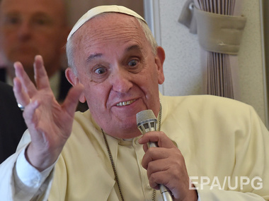 Папа Римский: Католикам следует ограничивать число своих детей и не размножаться, ''как кролики''