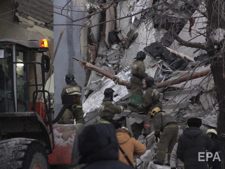Достоверно известно о четырех погибших во время обрушения дома в Магнитогорске – МЧС РФ