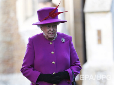 После смерти короля Саудовской Аравии королева Великобритании Елизавета стала старейшим в мире монархом