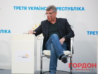 Немцов: Путин не ожидал такой бурной реакции на Мариуполь и явно дал отбой