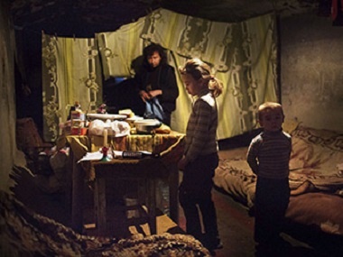 ЮНИСЕФ: Более тысячи детей в Донецке вынуждены жить в бомбоубежищах