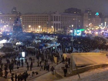 На Народное вече на Майдане собралось больше 10 тысяч человек
