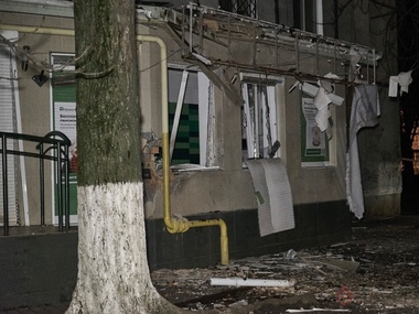 Милиция начала расследовать взрыв в одесском банке