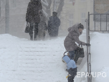 В Украине в воскресенье ожидаются снегопады и сильный ветер