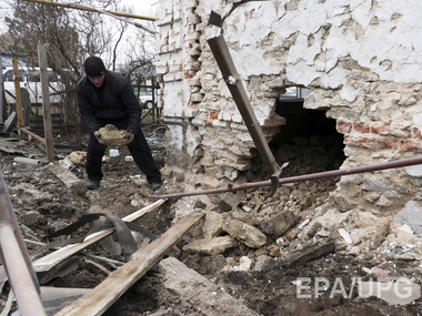 Пресс-центр АТО: За ночь террористы 27 раз обстреляли позиции украинских войск
