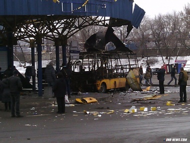 В Донецке обстреляли автостанцию, погибли не менее двух человек