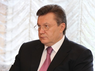 Янукович потребовал созвать внеочередную сессию Рады