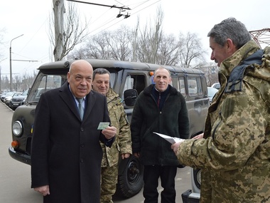 Москаль: Черновицкие волонтеры передали в Луганскую область два автомобиля 