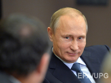 Путин обсудил с членами Совбеза России выполнение Минских договоренностей