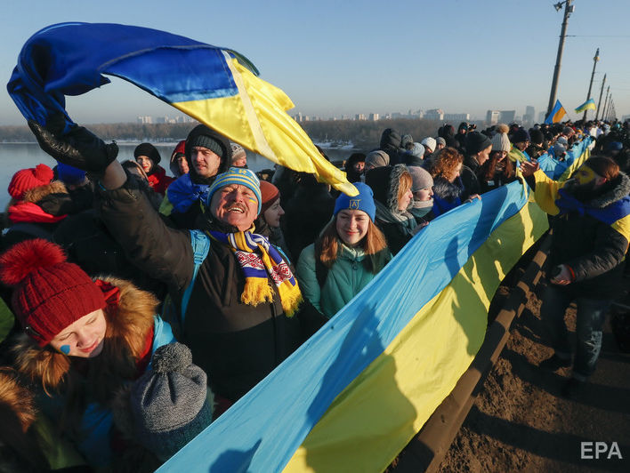 Украина отметила День соборности, в Давосе начался экономический форум. Главное за день 