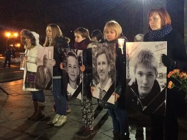 Семьям погибших в результате теракта в Харькове выплатят по 15 тыс. грн