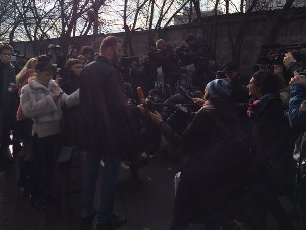 Пресс-секретарь Навального Ярмыш: Навальный вышел из спецприемника