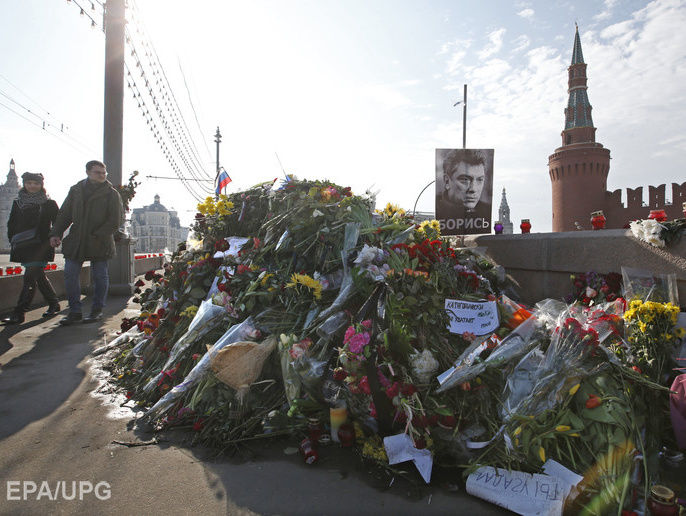 СМИ: Один из задержанных 9 марта по делу об убийстве Немцова работает в полиции