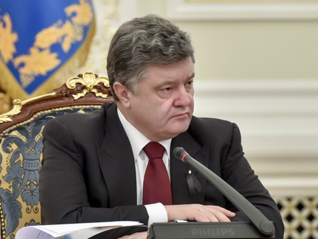 В Киеве под руководством Порошенко проходит заседание СНБО