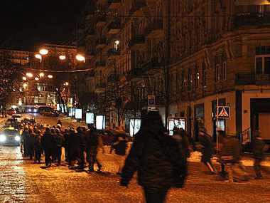 Активисты Евромайдана возвели две новые баррикады