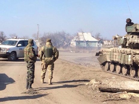 Полк "Азов": Боевики обстреляли свои позиции, когда там работала миссия ОБСЕ