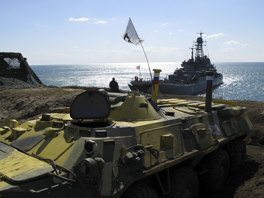 Россия проводит тренировки по приведению морской пехоты Черноморского флота в боевую готовность