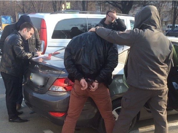 Аваков: В Броварском районе арестовали главу сельсовета, главу земкомиссии и депутатов, вымогавших $350 тыс