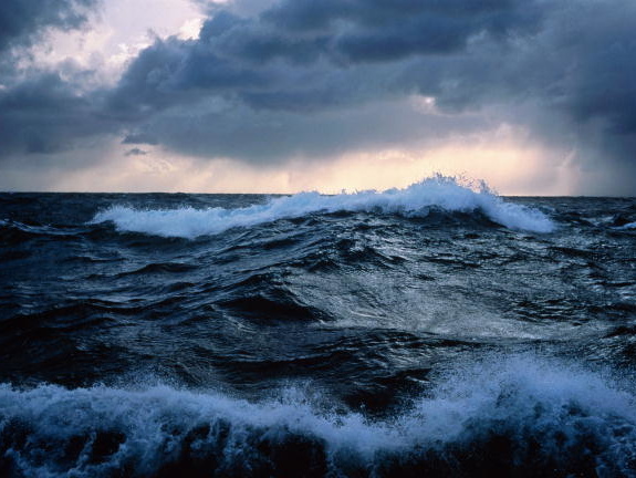 ГСЧС: Волны в Каховском водохранилище могут достичь 2,5 м