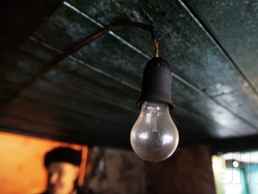 ГСЧС: 176 населенных пункта в двух регионах Украины остались без света