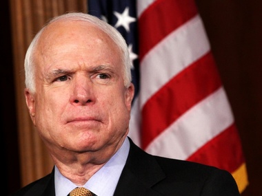 Сенатор Маккейн считает, что отмены "законов 16 января" недостаточно