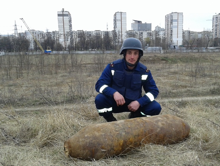 ГосЧС: В Киеве нашли 500-килограммовую авиационную бомбу