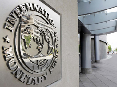 Украина должна выплатить МВФ более $1 млрд за две недели