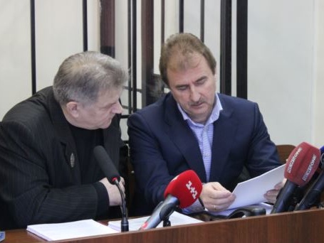 Против экс-главы КГГА Попова поданы гражданские иски о возмещении ущерба на общую сумму 23 млн гривен