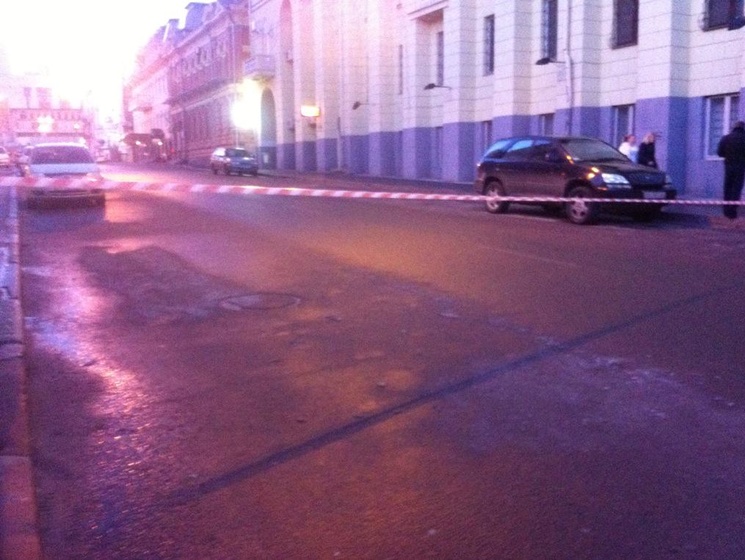 Соцсети: В центре Харькова перекрыли улицу из-за сообщения о взрывчатке