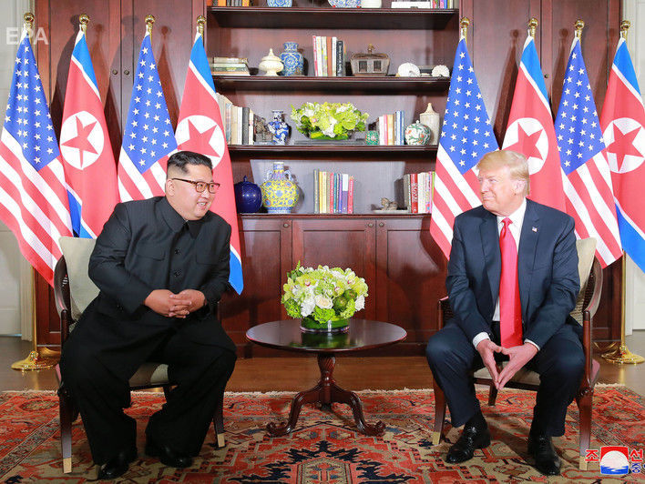 Трамп заявил, что "не подгоняет" Ким Чен Ына с денуклеаризацией