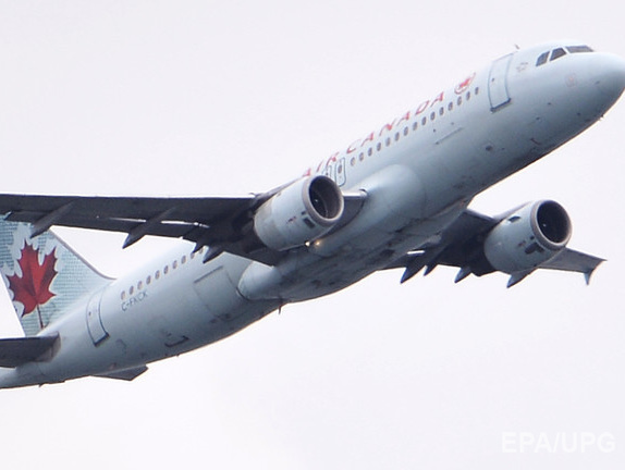 Канадский Boeing вынужденно сел в Ирландии из-за разбушевавшейся 87-летней пассажирки