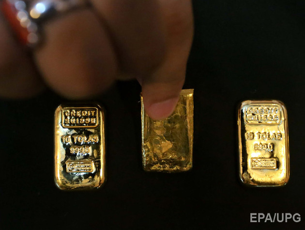 Золотовалютные резервы РФ за неделю похудели более чем на миллиард долларов