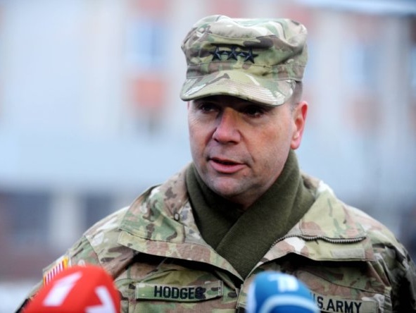 Генерал Ходжес: Угроза со стороны России – не предположение, а реальность