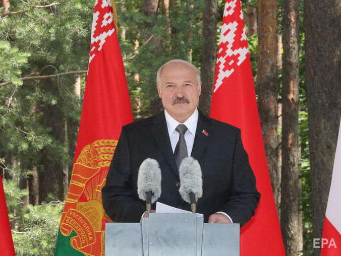 Лукашенко: Порошенко молится, чтобы до выборов шла оголтелая пропаганда РФ. Включите утюг российский, и там про Украину