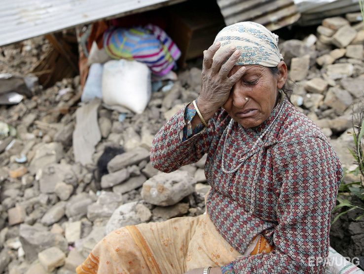 Количество жертв землетрясения в Непале достигло 4138 человек