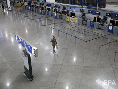 Россиянина задержали в афинском аэропорту