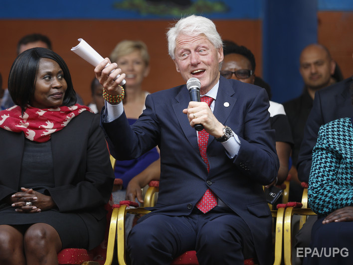 Билл Клинтон не жалеет об иностранных пожертвованиях его фонду, которые негативно повлияли на предвыборную кампанию его жены