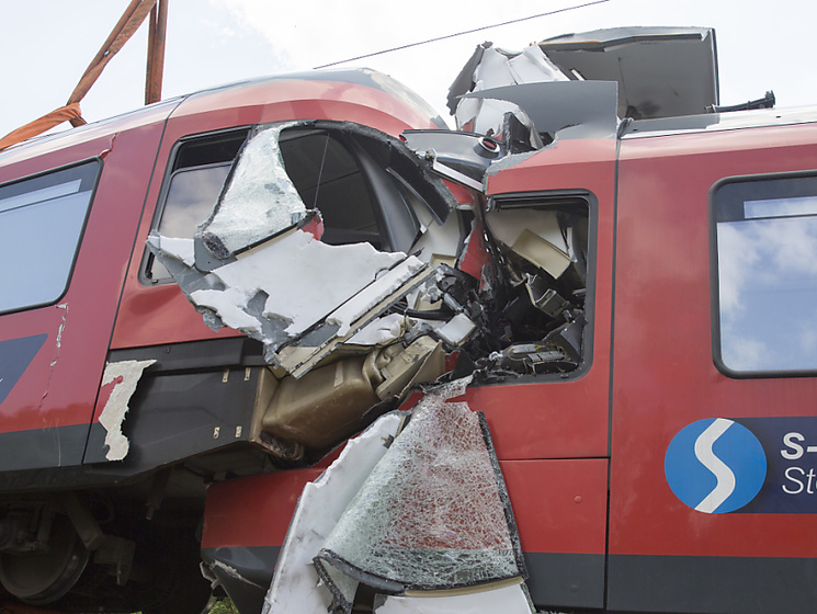 В Австрии столкнулись два пассажирских поезда, один человек погиб