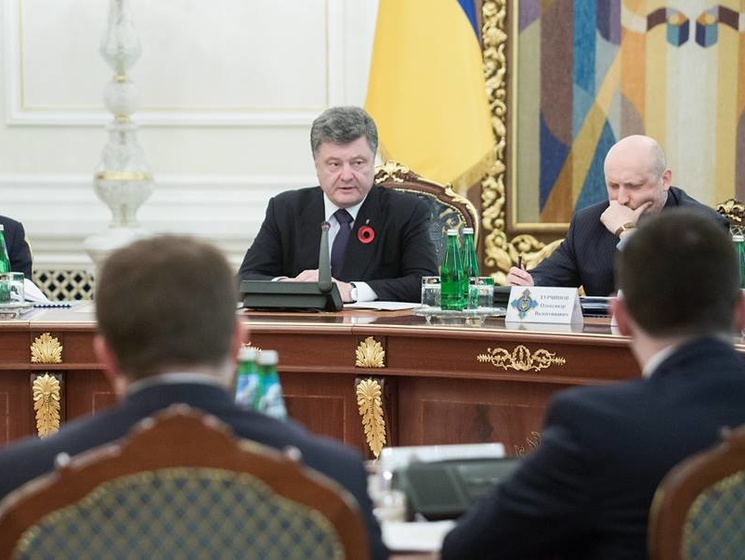 Порошенко: Стратегия нацбезопасности и обороны Украины должна предусматривать будущее членство страны в НАТО