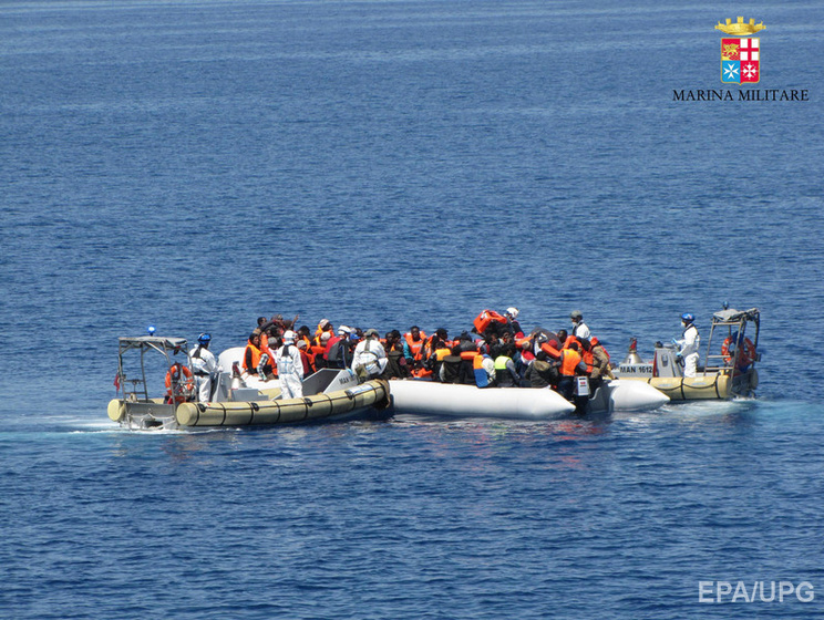 ЕС хочет конфисковать лодки, на которых через Средиземное море в Европу прибывают мигранты
