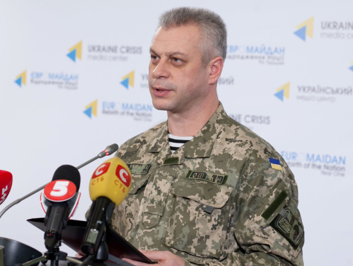 Лысенко: За сутки в зоне АТО погибли двое военных, 26 получили ранения