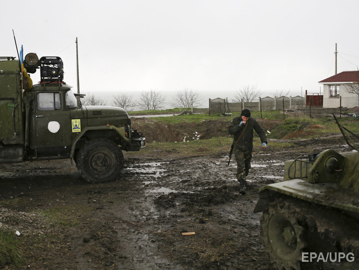 МВД: Боевики обстреляли блокпост украинских военных в Луганской области, есть раненый