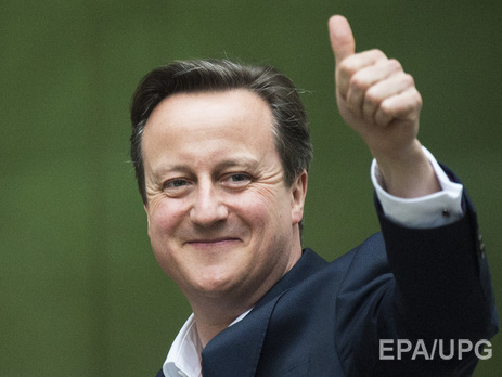 СМИ: Кэмерон оставил на своих должностях четырех британских министров
