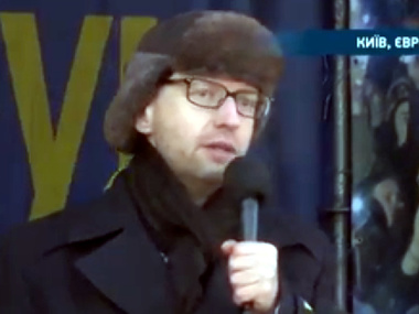 Яценюк: 122 активиста освобождены, но еще 116, в том числе Тимошенко, остаются за решеткой