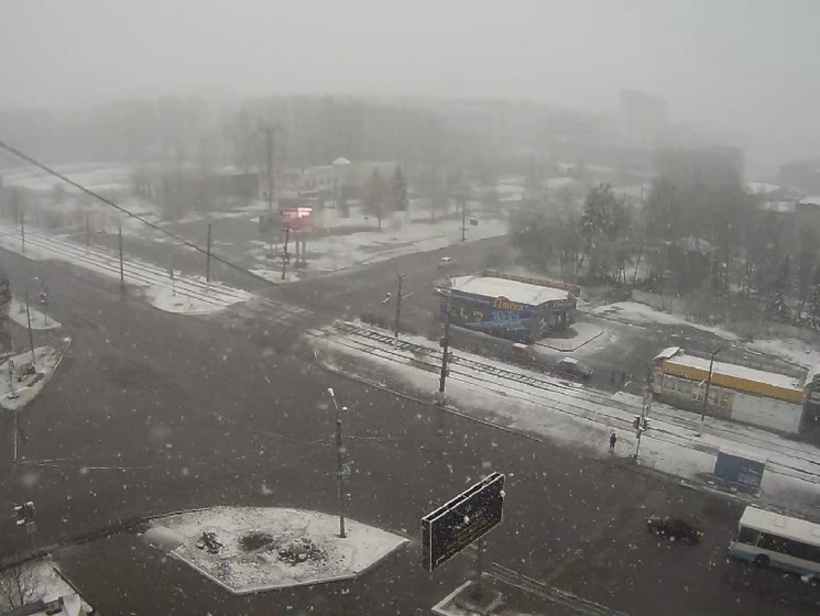 В Челябинской области России из-за снегопада без электричества остались 35 тысяч человек