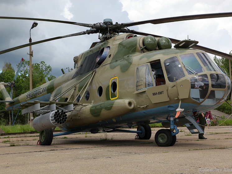Госпогранслужба: На Луганщине зафиксировано восемь российских вертолетов Ми-8