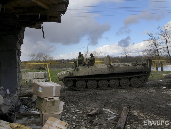 Москаль: Окраину Станицы Луганской и прилегающие села боевики обстреляли из минометов. Повреждена линия электропередач