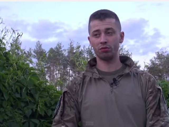Офицер 92-й бригады Кириллыч: Спецназовец сразу закричал: "Не убивайте меня, я русский". Видео